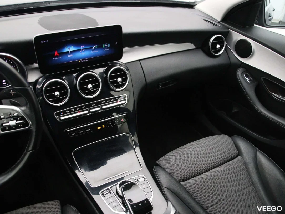 Mercedes-Benz c-200 1.6 118kW