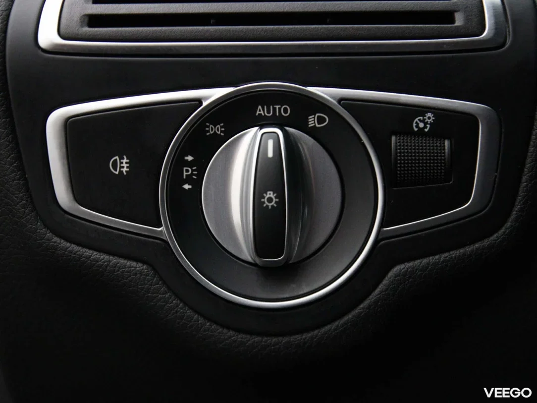 Mercedes-Benz c-200 1.6 118kW