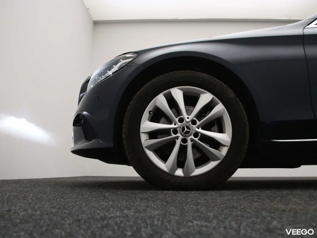 Mercedes-Benz c-200 1.6 118kW