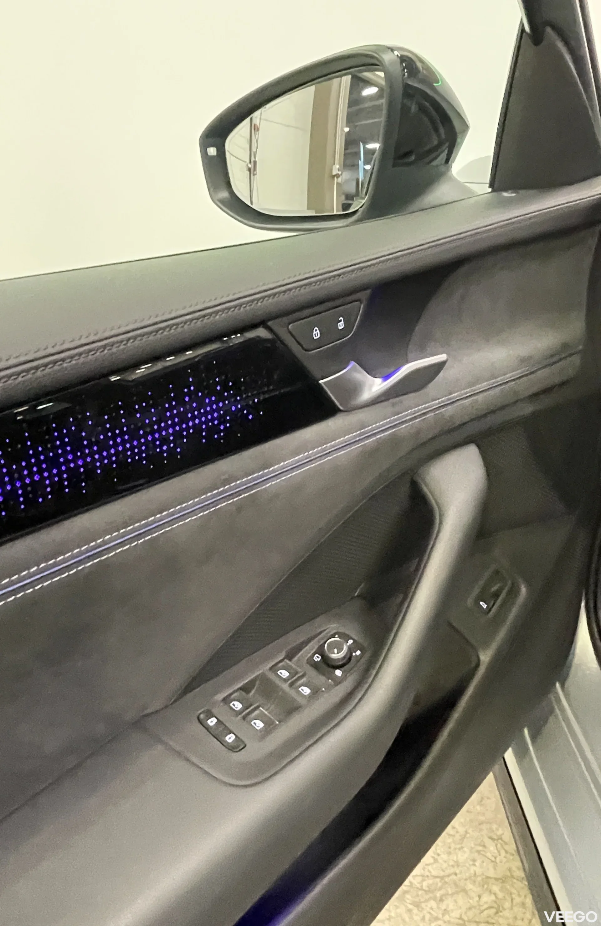 Volkswagen Passat Variant 4Motion R-Line Black Style 142kW