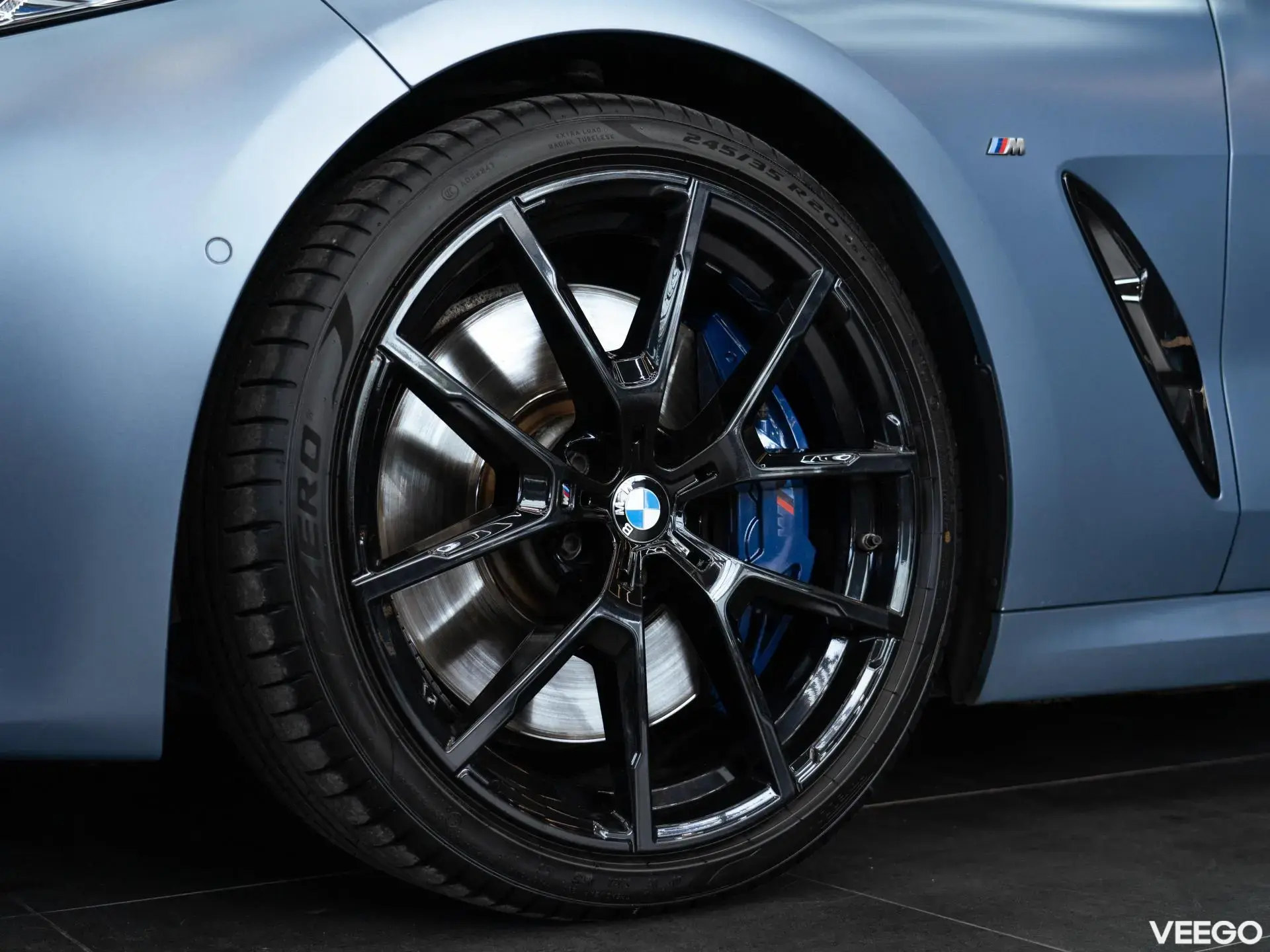 BMW M850 4.4 390kW