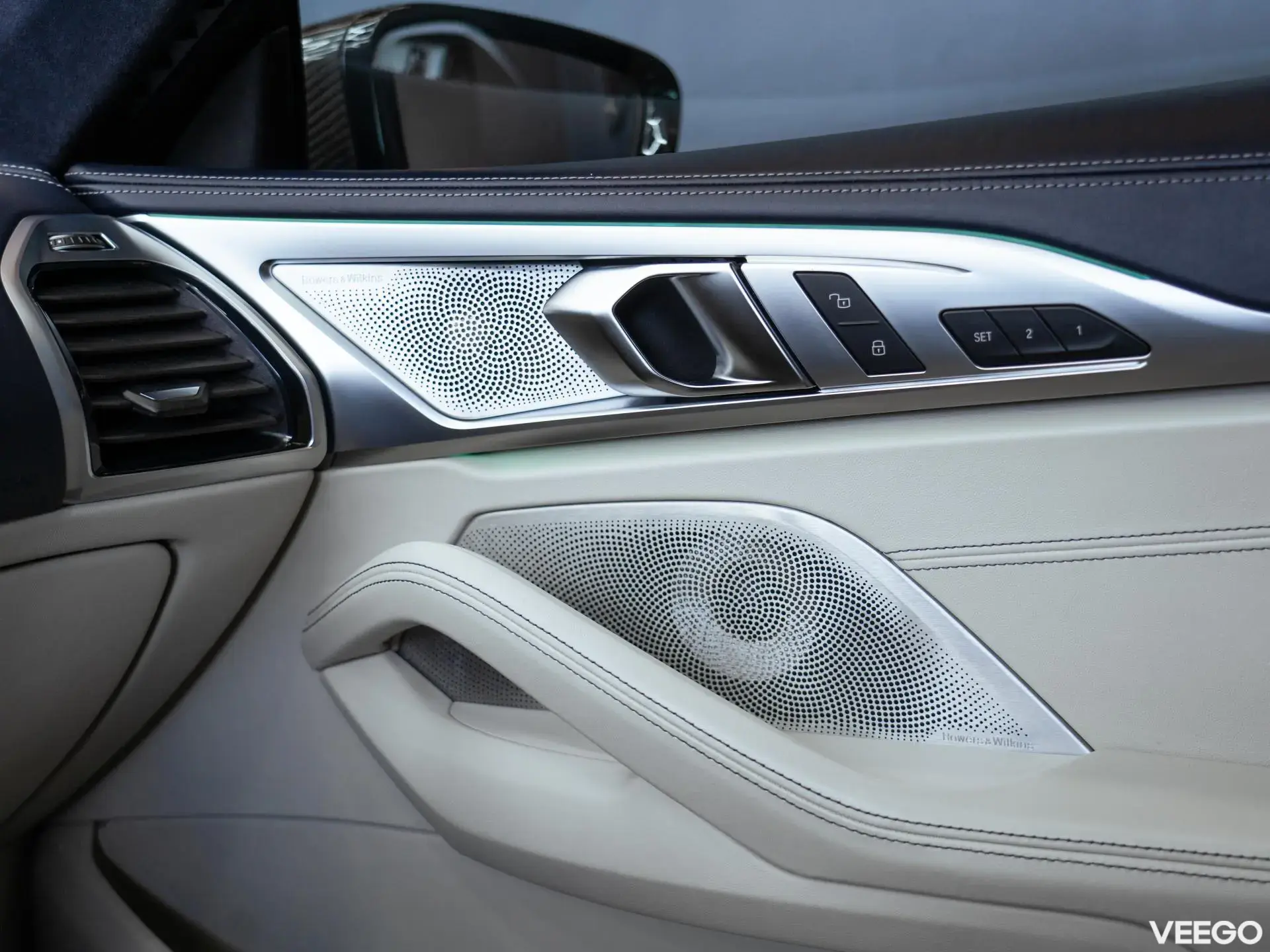 BMW M850 4.4 390kW