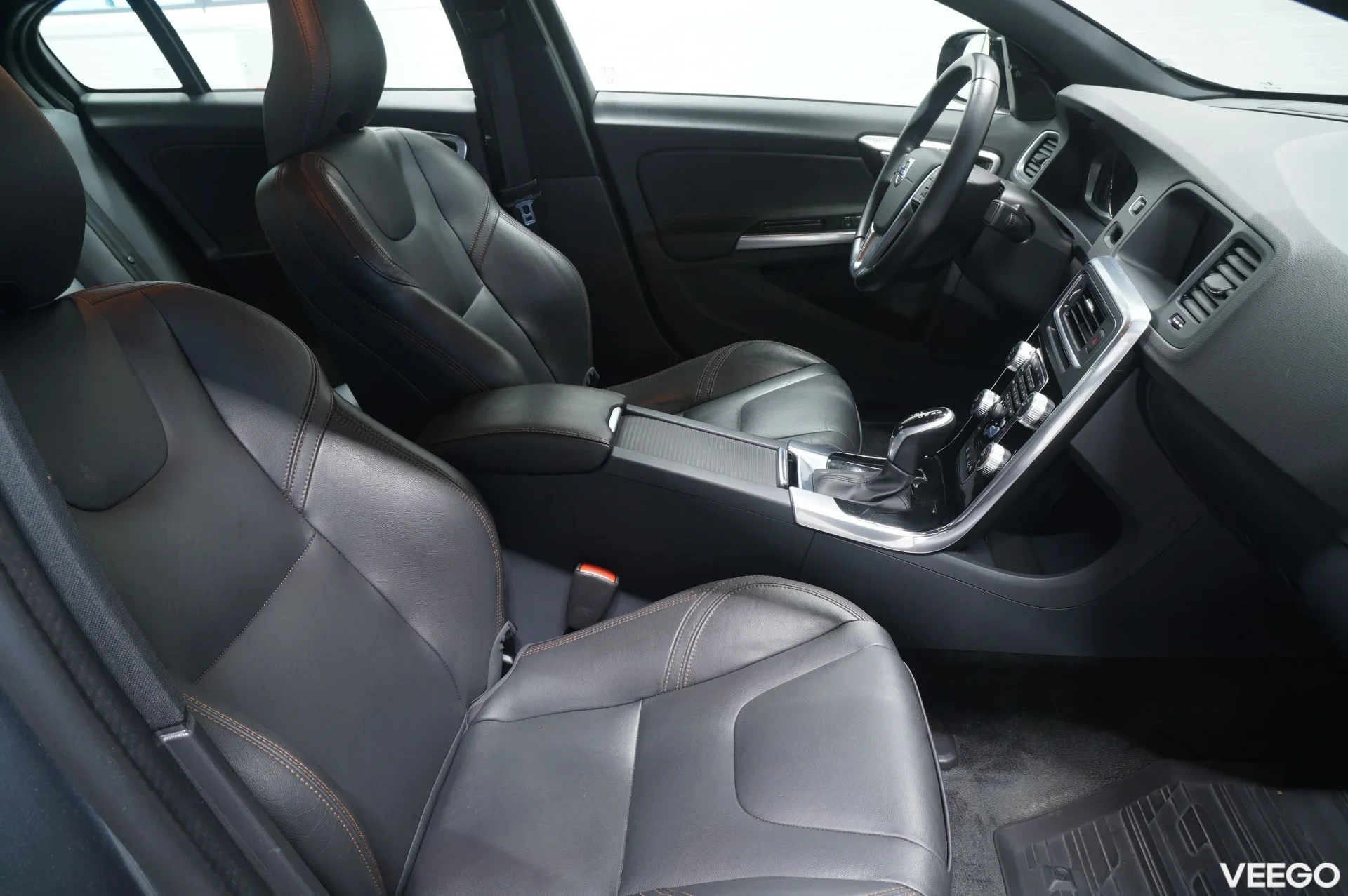 Volvo S60 Cross Country - 2.4 140kW