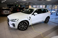 Volvo XC60 AWD H&K INSCRIPTION XENIUM INTELLI SAFE 2 251kW thumbnail
