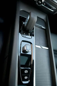 Volvo XC60 AWD H&K INSCRIPTION XENIUM INTELLI SAFE 2 251kW thumbnail