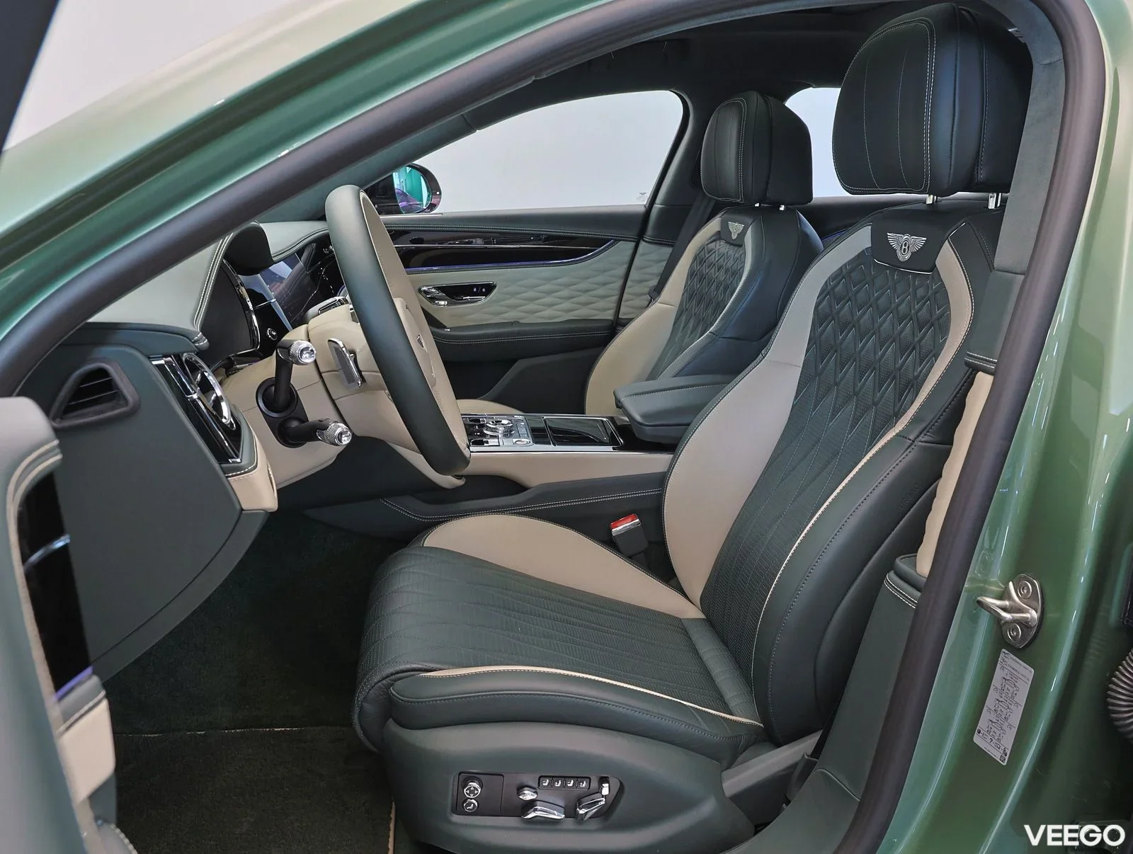 Bentley Flying Spur S HYBRID 306kW