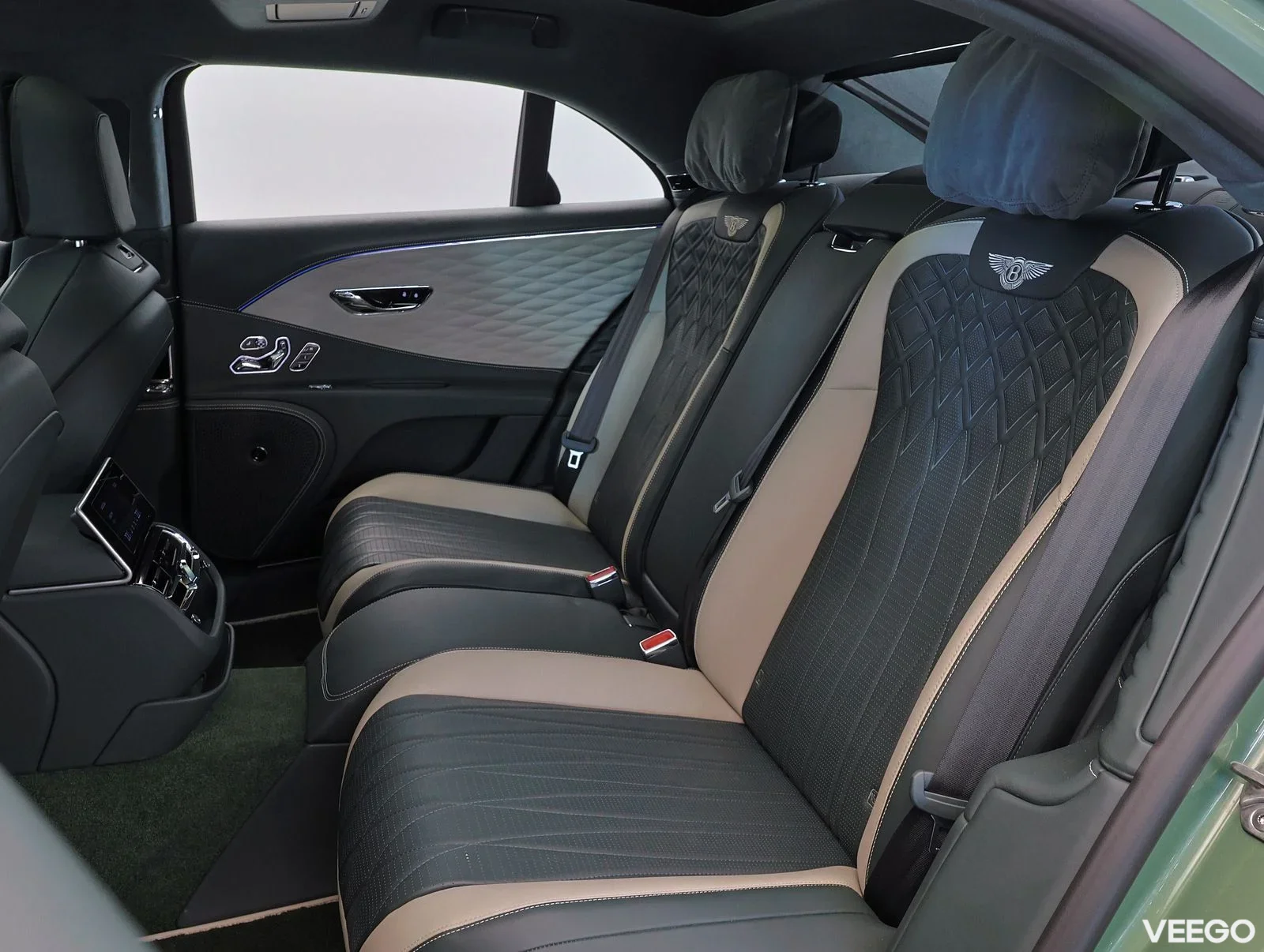 Bentley Flying Spur S HYBRID 306kW