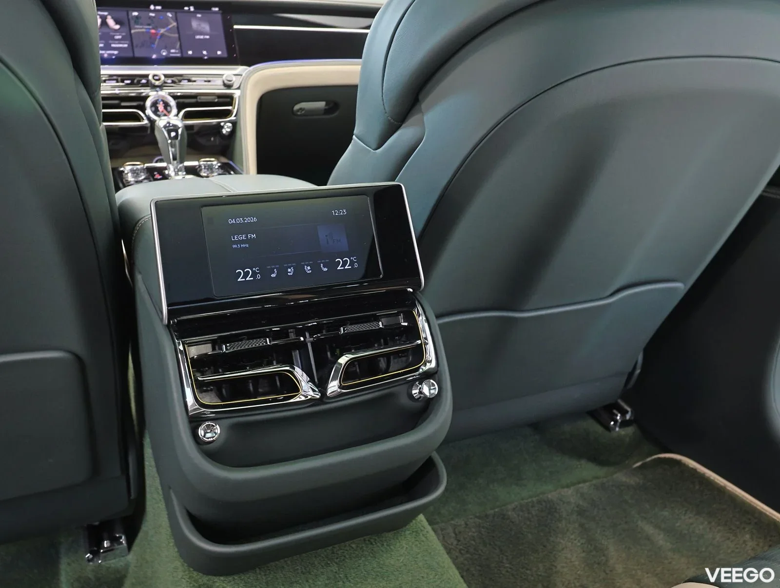 Bentley Flying Spur S HYBRID 306kW