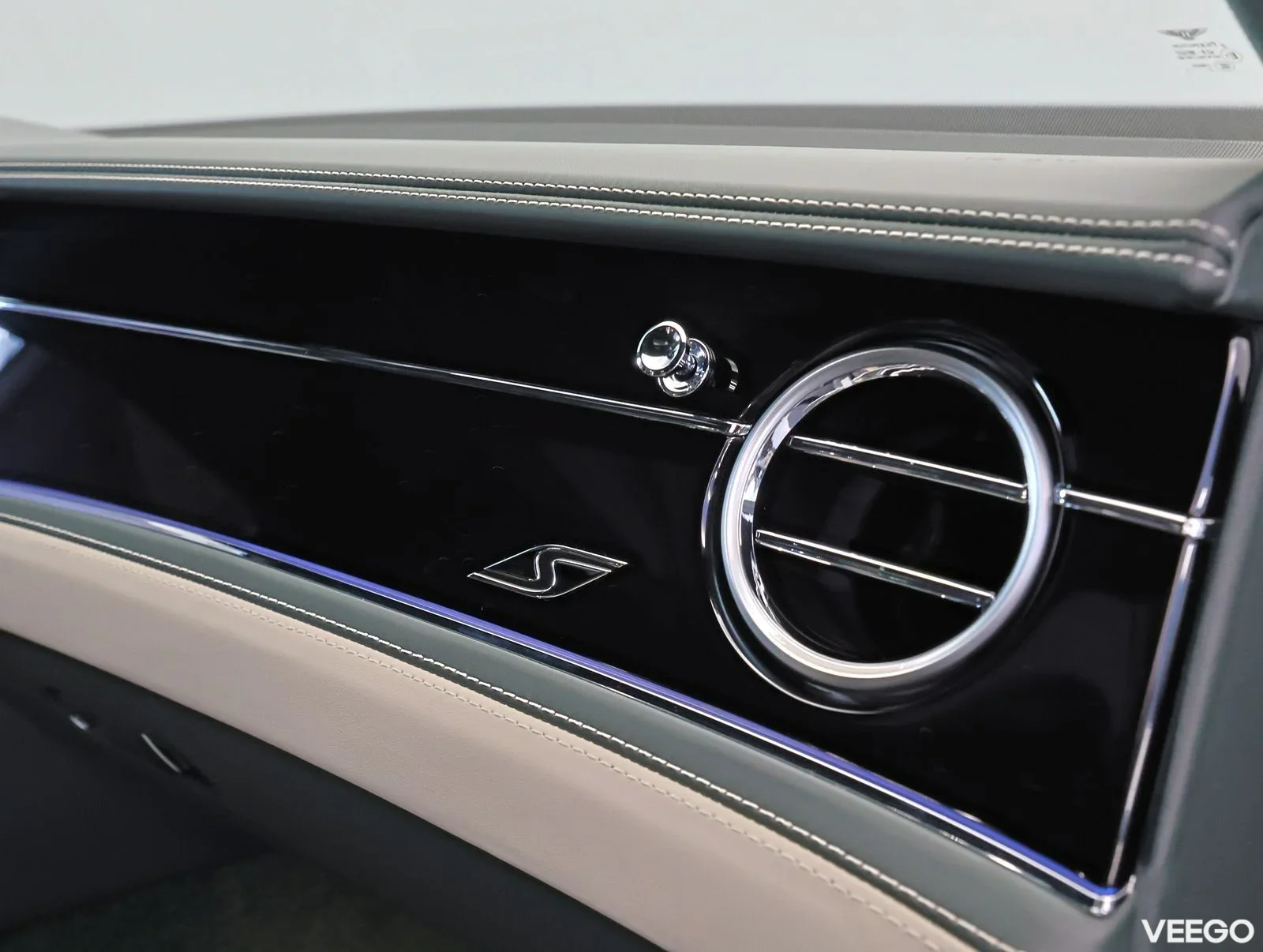 Bentley Flying Spur S HYBRID 306kW