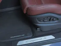 Porsche Cayenne S E-Hybrid Coupe 382kW thumbnail