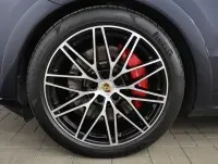 Porsche Cayenne S E-Hybrid Coupe 382kW thumbnail