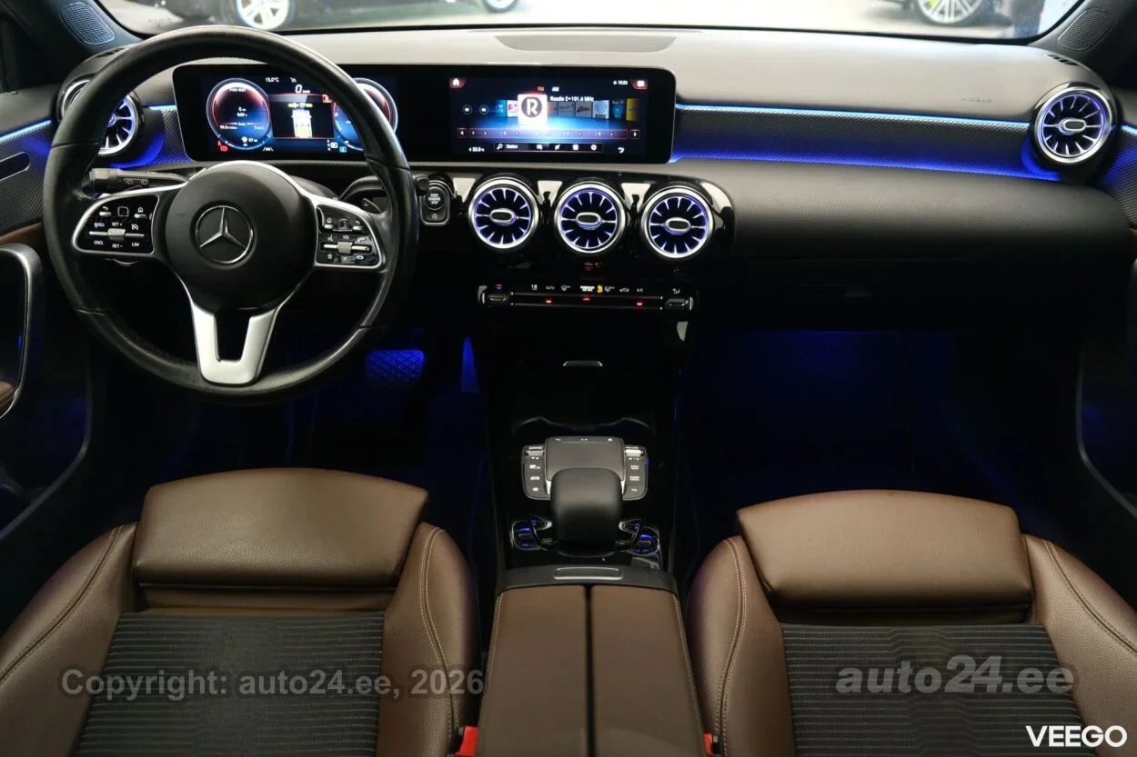 Mercedes-Benz A180 Urban 1.3 100kW