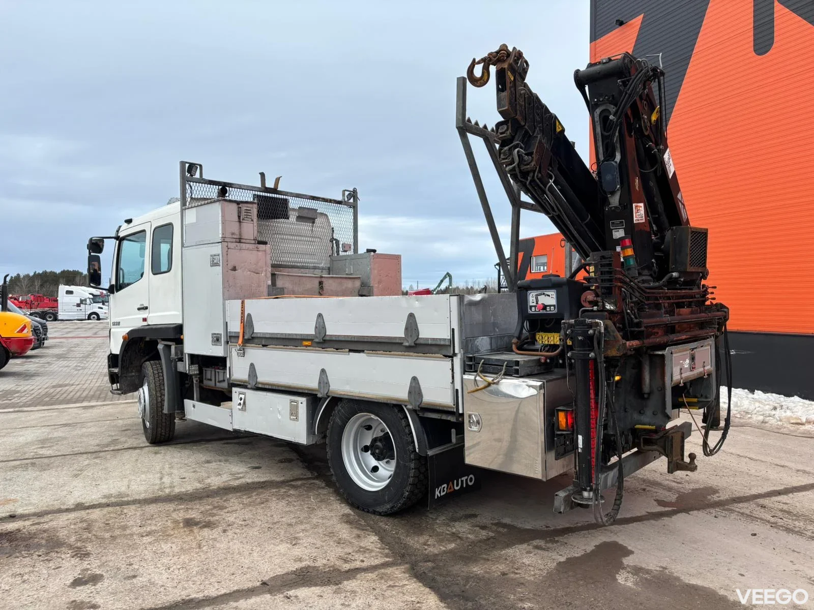 Mercedes-Benz Atego HIAB 088E-4 / PLATFORM L=3544 mm 180kW