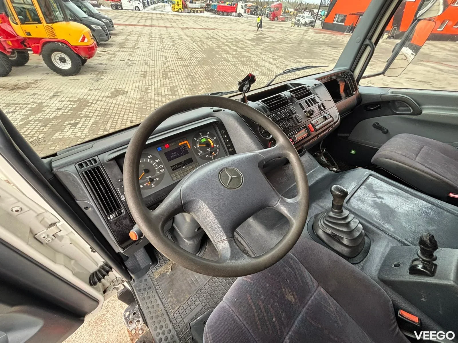 Mercedes-Benz Atego HIAB 088E-4 / PLATFORM L=3544 mm 180kW