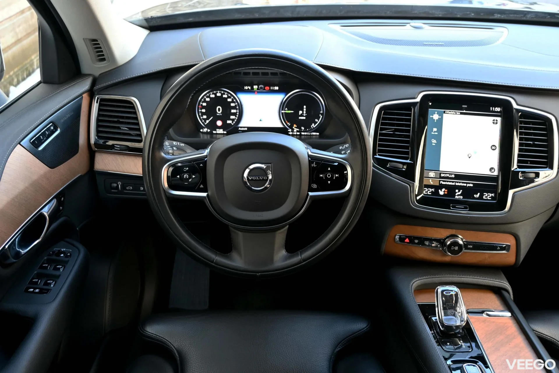 Volvo XC90 AWD T8 H&K ULTIMATE BRIGHT XENIUM INTELLI SAFE MY2022 2 293kW