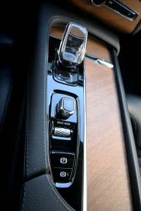 Volvo XC90 AWD T8 H&K ULTIMATE BRIGHT XENIUM INTELLI SAFE MY2022 2 293kW thumbnail