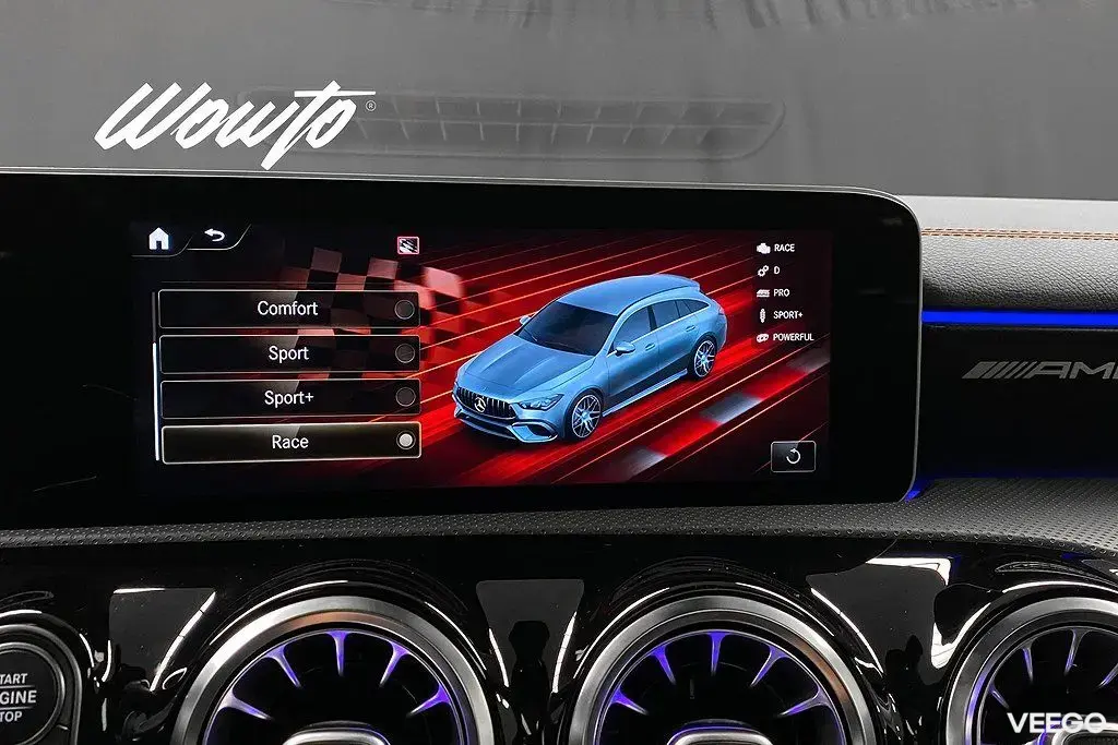 Mercedes-Benz CLA 45 S AMG 4M+ Shooting Brake / Pano 310kW