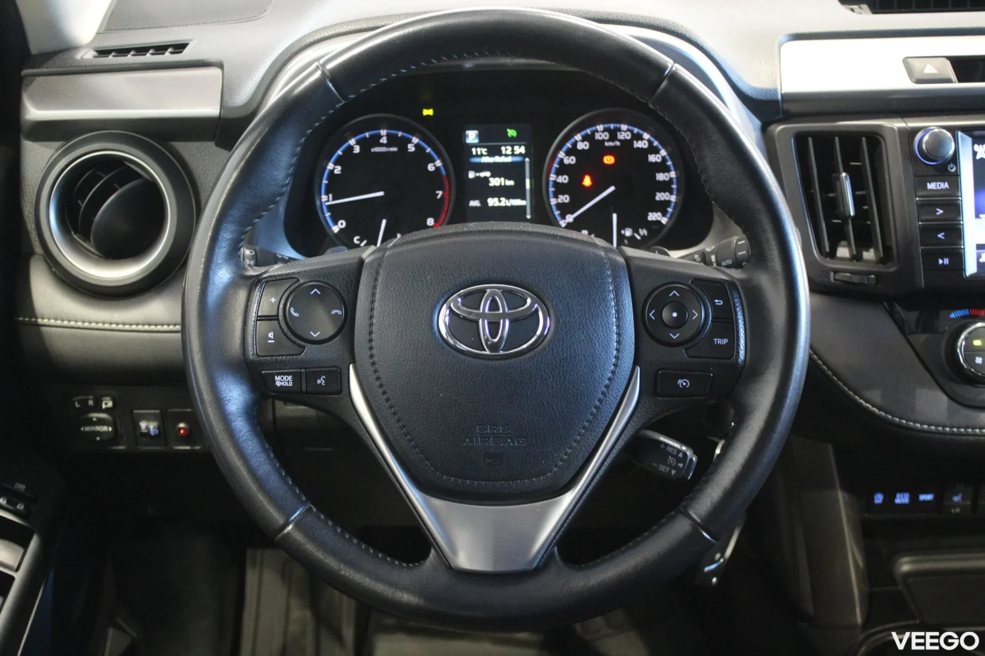 Toyota RAV4 Luxury AWD 2 112kW