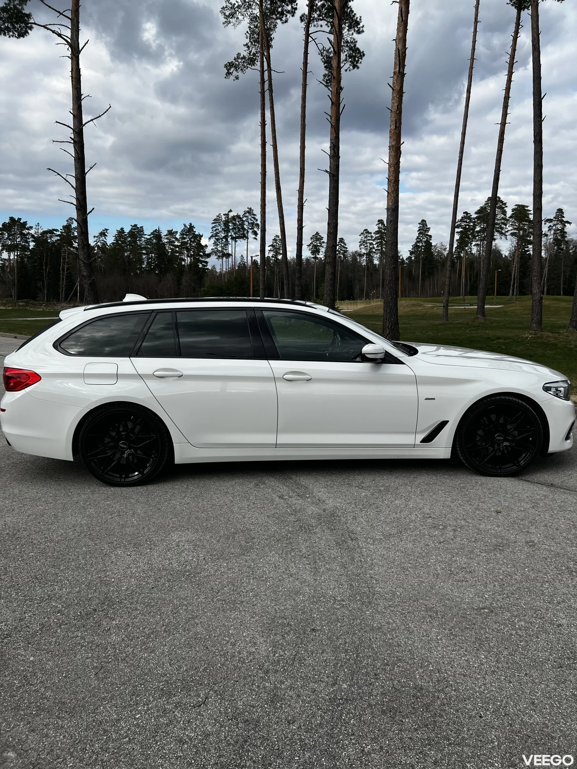 BMW 530 3.0 195kW