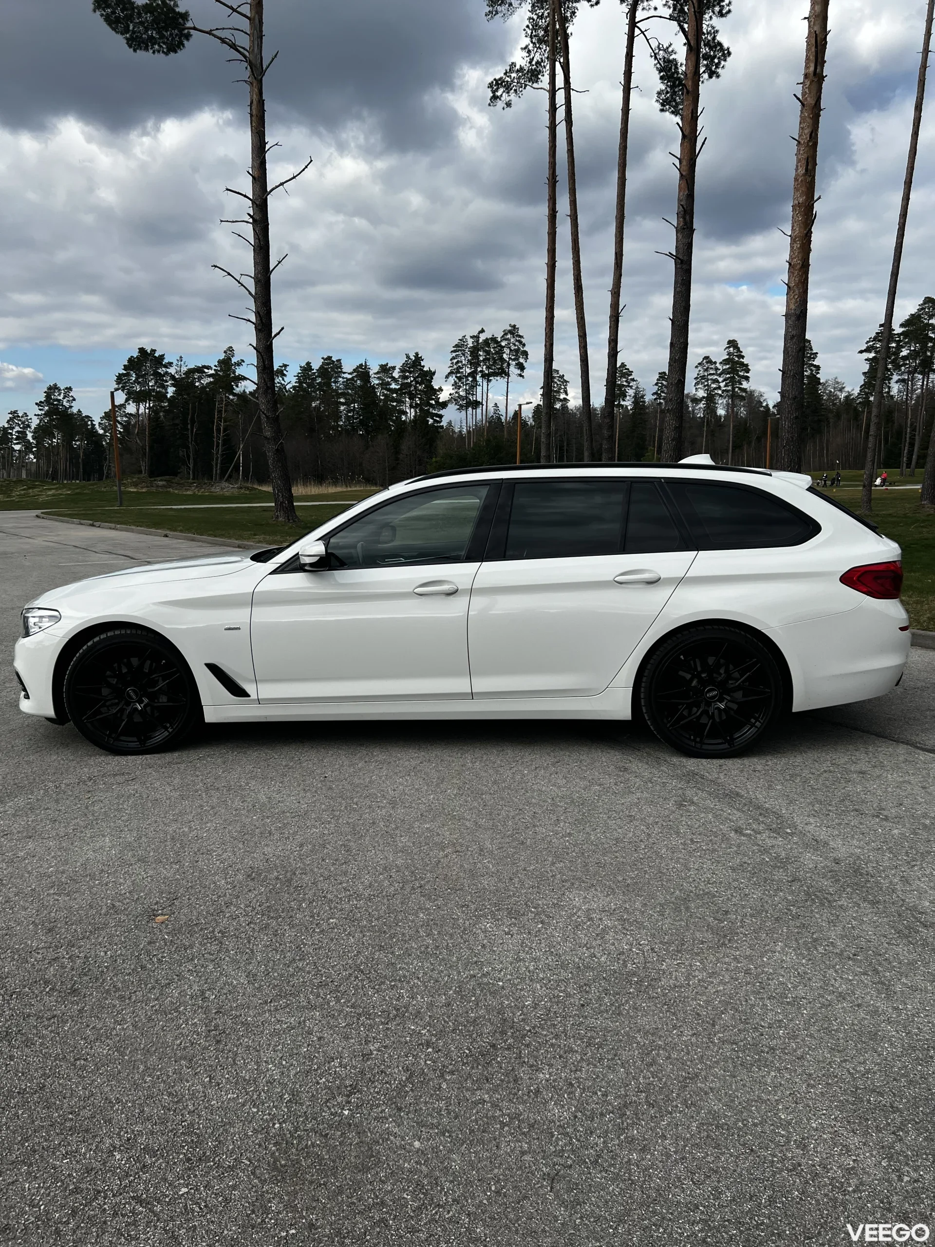 BMW 530 3.0 195kW
