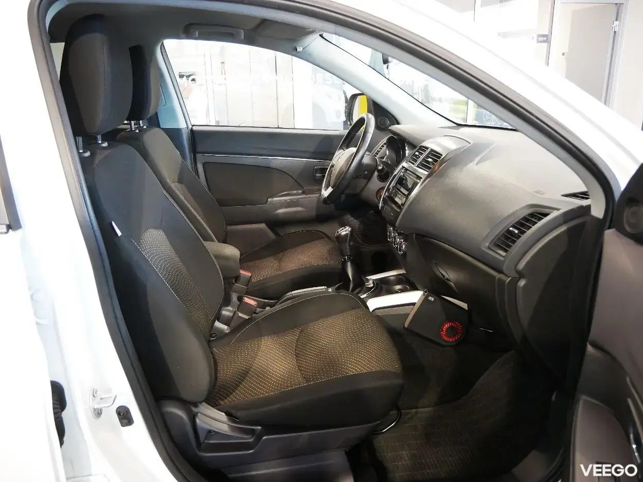 Mitsubishi ASX Invite 1.6 86kW