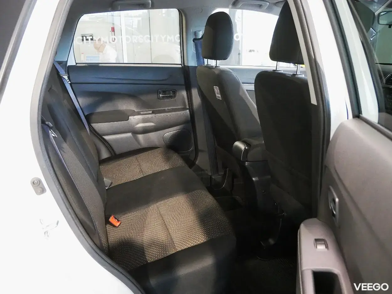 Mitsubishi ASX Invite 1.6 86kW