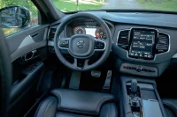 Volvo XC90 7s R-Design DARK Intelli PRO 2 190kW thumbnail