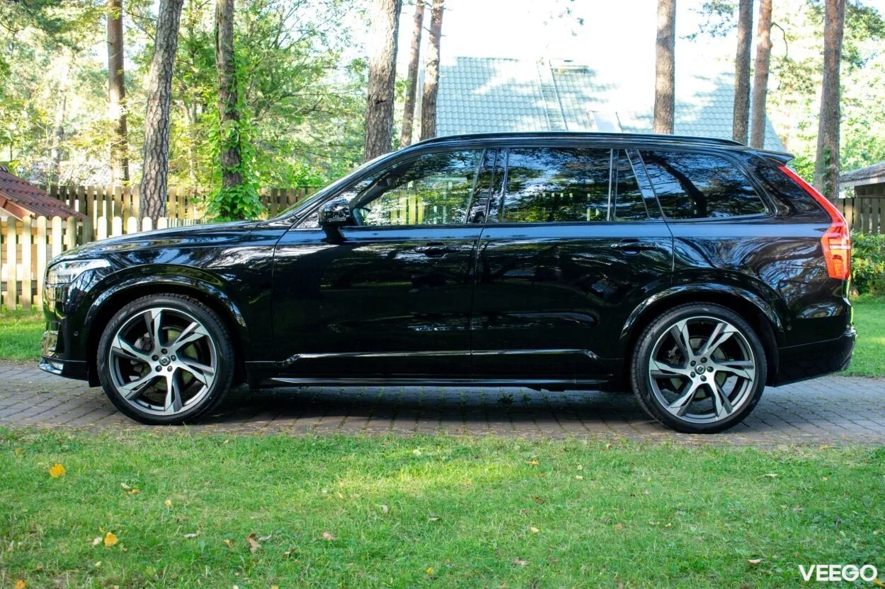 Volvo XC90 7s R-Design DARK Intelli PRO 2 190kW