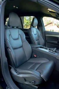 Volvo XC90 7s R-Design DARK Intelli PRO 2 190kW thumbnail