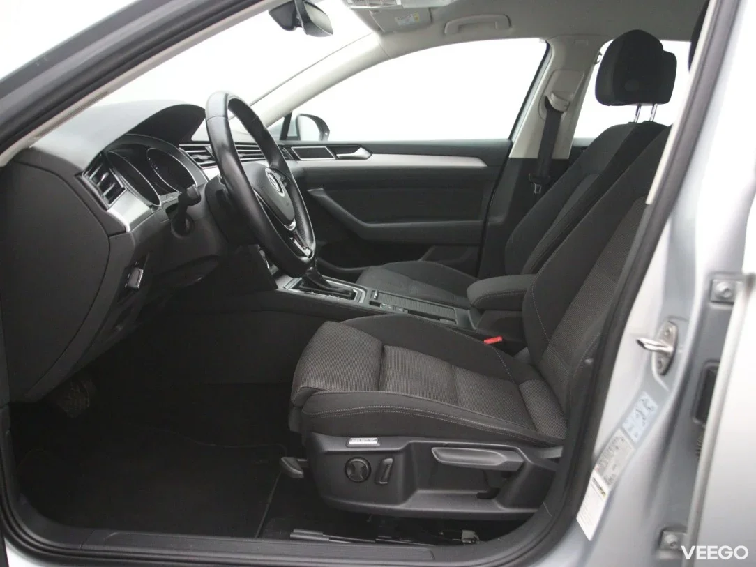 Volkswagen Passat 2 110kW