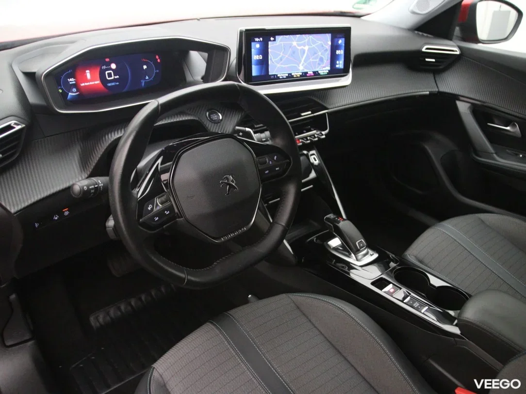 Peugeot 2008 1.2 96kW