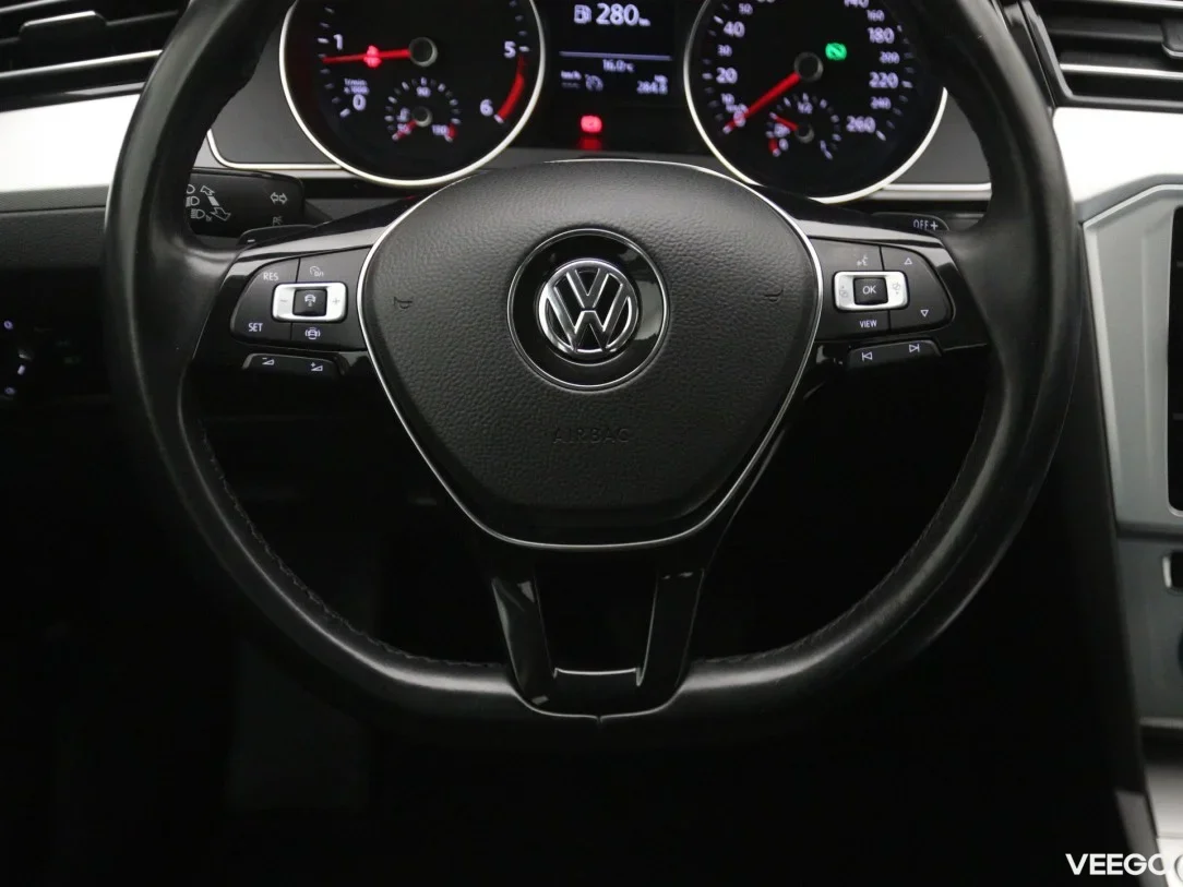 Volkswagen Passat 2 110kW