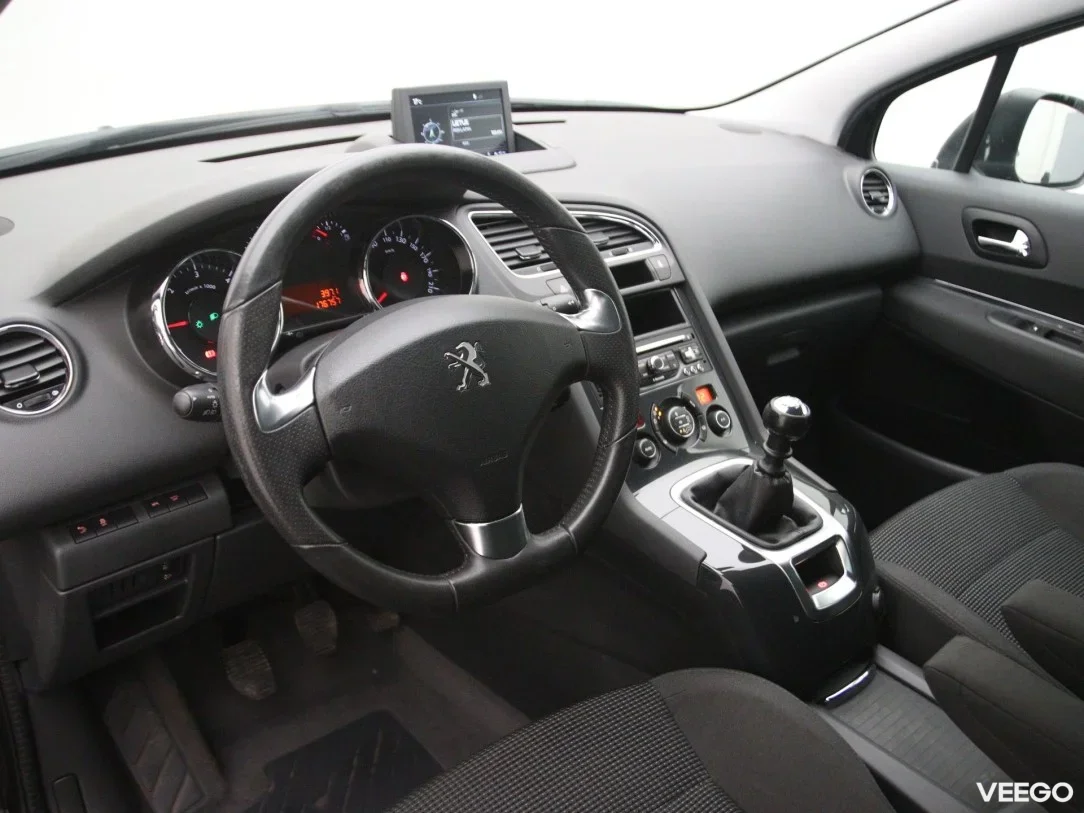 Peugeot 5008 1.6 88kW