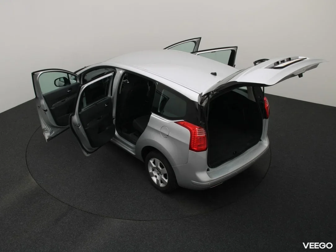Peugeot 5008 1.6 84kW