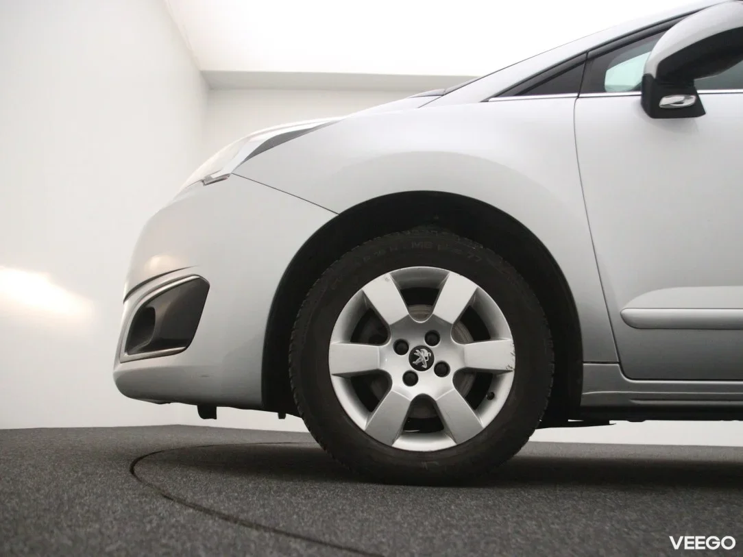 Peugeot 5008 1.6 84kW