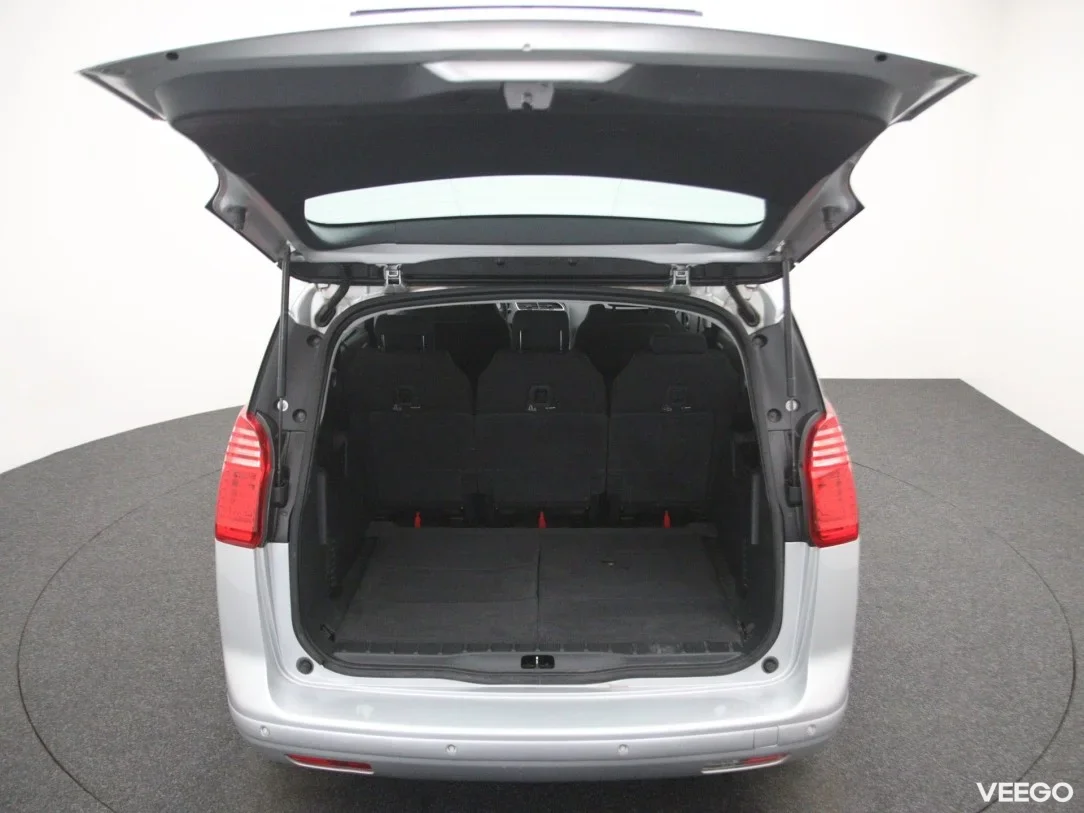 Peugeot 5008 1.6 84kW