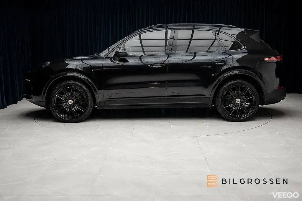 Porsche Cayenne Sport Chrono 3.79% BOSE Pano 360 Sportavgas 250kW