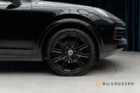 Porsche Cayenne Sport Chrono 3.79% BOSE Pano 360 Sportavgas 250kW thumbnail