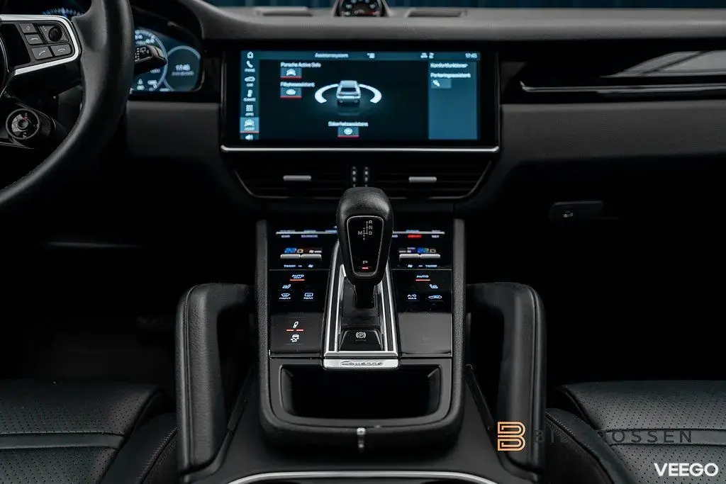Porsche Cayenne Sport Chrono 3.79% BOSE Pano 360 Sportavgas 250kW