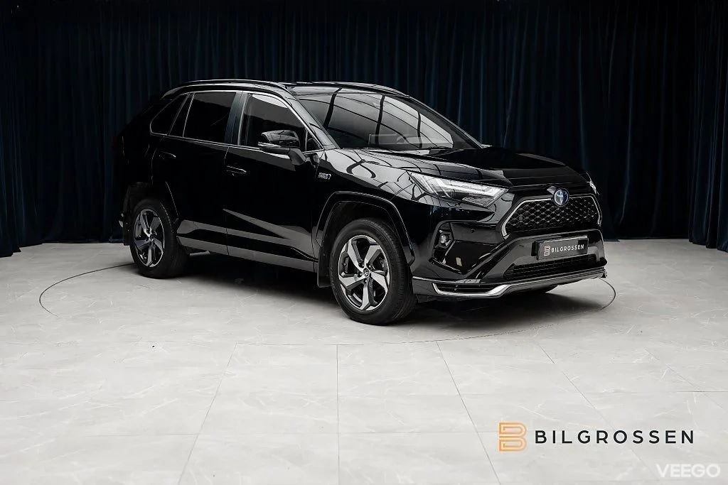 Toyota RAV4 Plug-in Hybrid E-CVT X EDITION Kamera MOMS 225kW