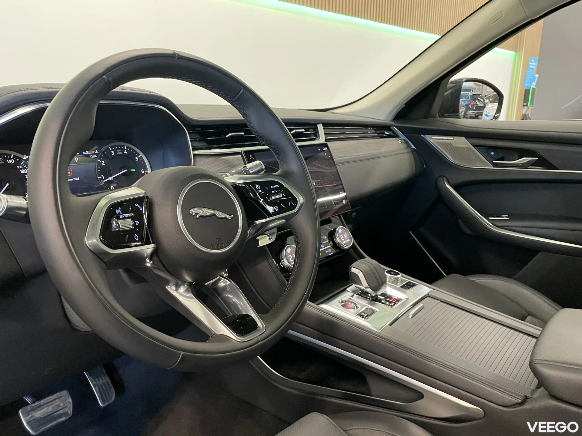 Jaguar F-Pace - 184kW