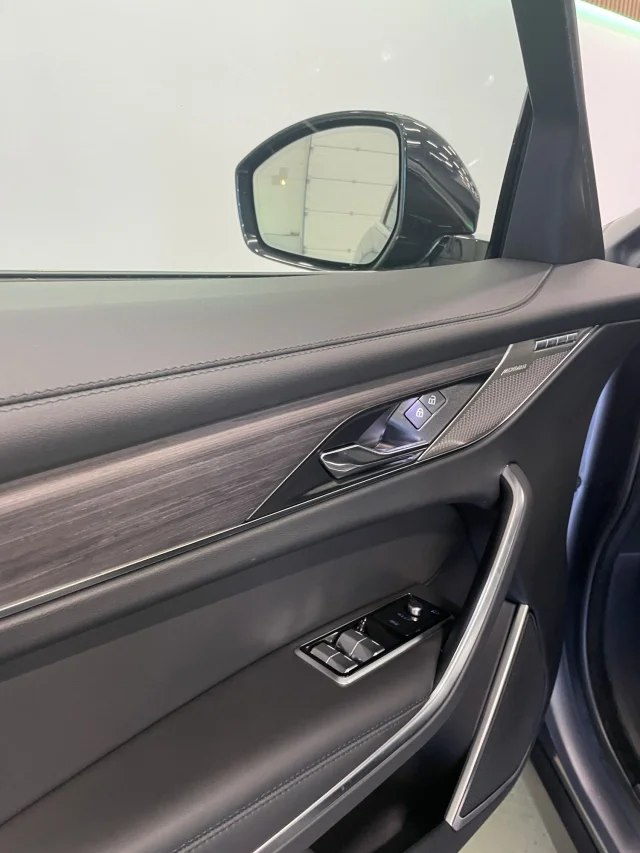 Image of Jaguar F-Pace - 184kW