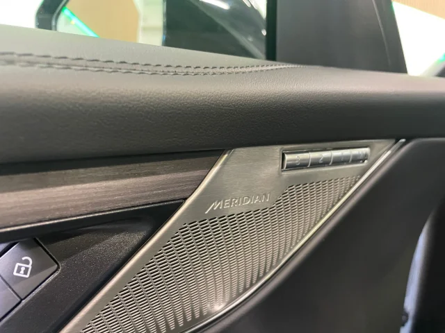 Image of Jaguar F-Pace - 184kW