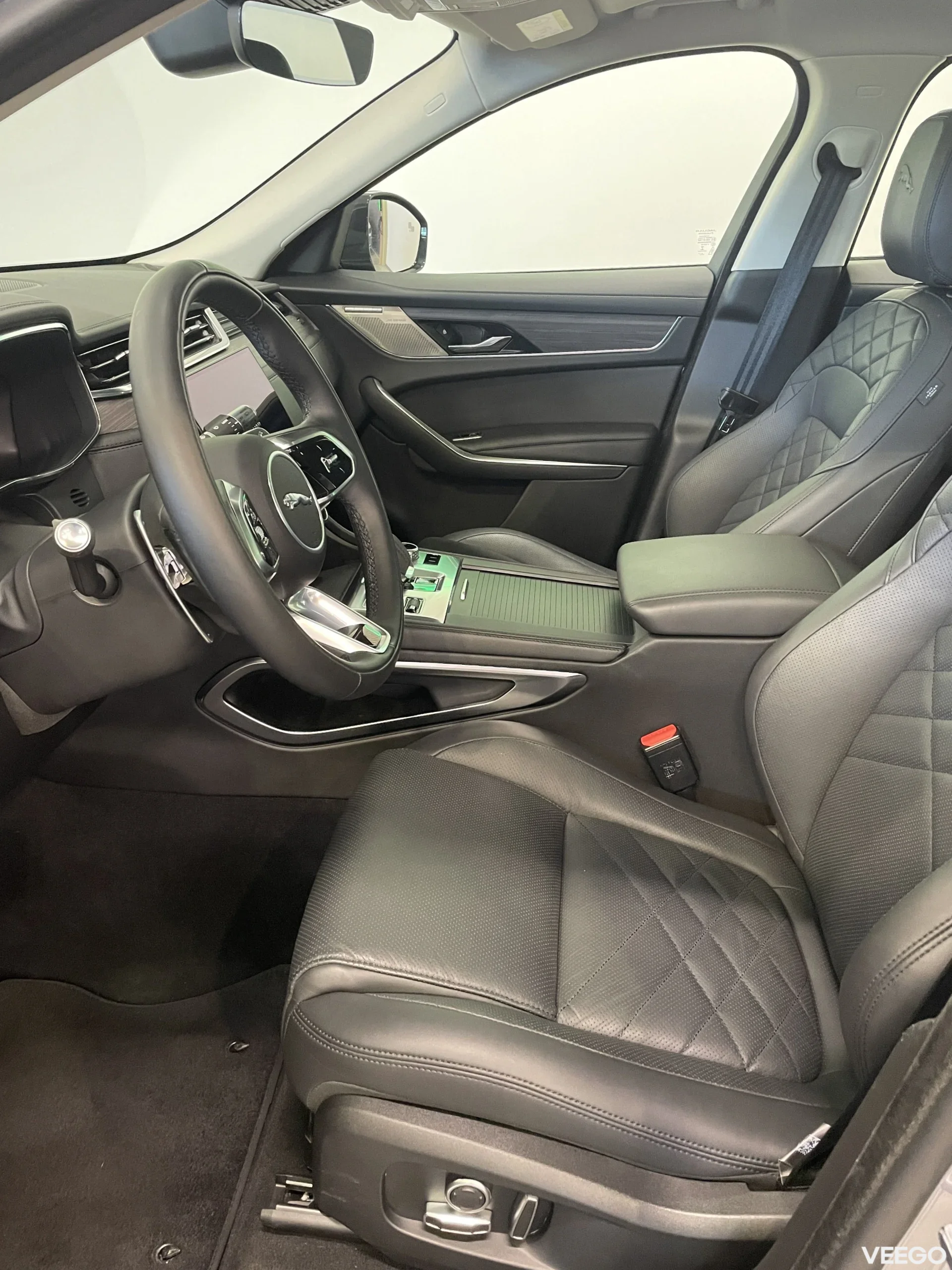 Jaguar F-Pace - 184kW