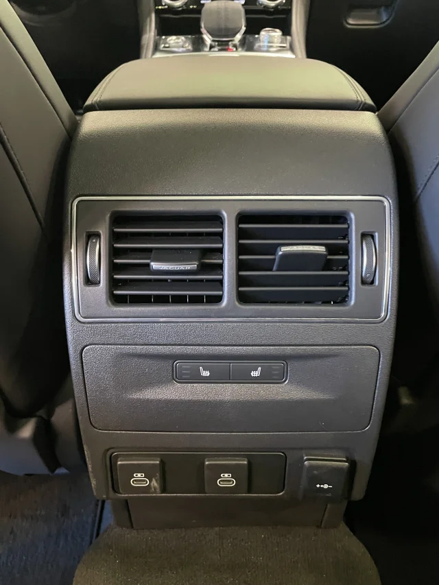 Image of Jaguar F-Pace - 184kW