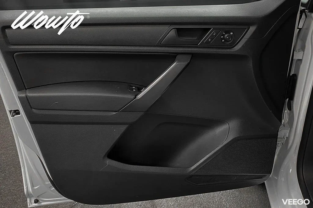 Volkswagen Caddy Maxi 2.0 TDI DSG 102HK /Värmare /Moms/4.95% 75kW