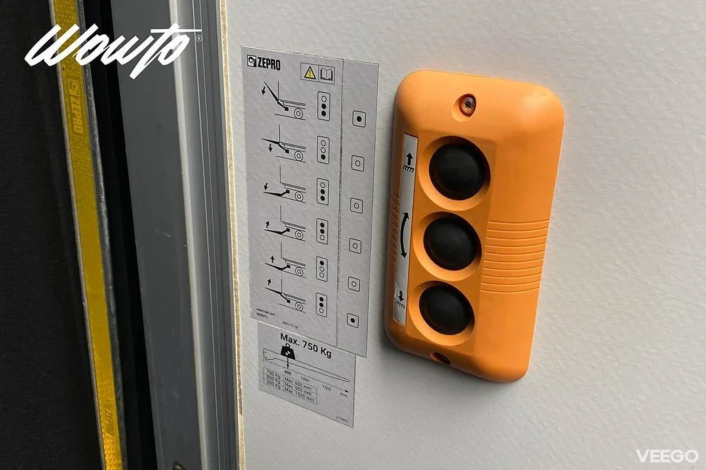 Mercedes-Benz Sprinter 317 CDI Bakgavellyft /Värmare /Moms /4.95% 125kW