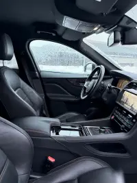 Jaguar F-Pace 3.0 221kW thumbnail