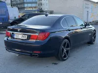 BMW 740 3.0 225kW thumbnail