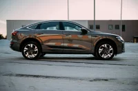 Audi Q8 e-tron Sportback 50 quattro S-line 250kW thumbnail